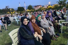 Kartepe ’nin çınarları sinema keyfi yaşadı