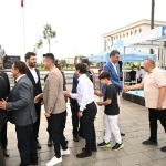 kartepeliler-kent-meydani-nda-bayramlasti