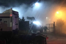 Kimyasal tepkime yoğun duman oluşturdu, göz gözü görmedi