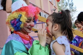 Körfez ’de çocuklar şenlikte eğleniyor