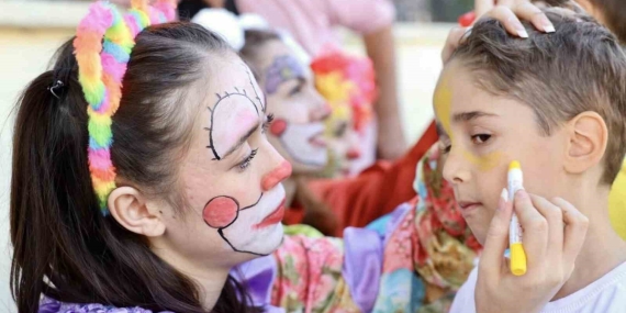 Körfez’de çocuklar tatili eğlenerek geçiriyor