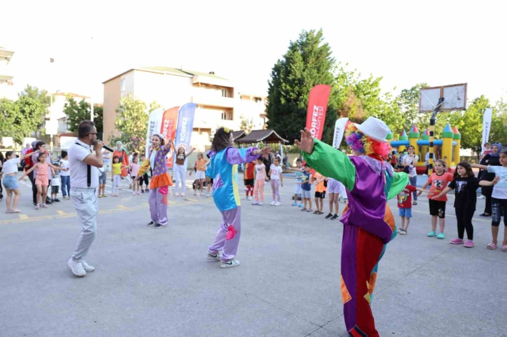 Körfez ’de mahalle şenlikleri başladı