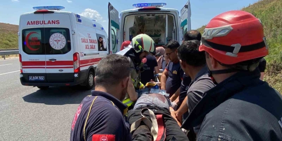Kuzey Marmara Otoyolu’nda feci kaza: 2’si çocuk 4 yaralı