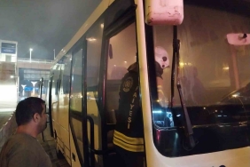 Midibüste çıkan yangına, şans eseri yoldan geçen arama kurtarma ekibi müdahale etti