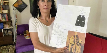 Sadrazam torunu olduğunu öğrendi, vakıflar için dava açtı