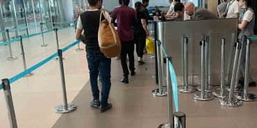 Yasa dışı yollarla ülkeye giren 12 düzensiz göçmen sınır dışı edildi