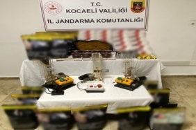 Yüz binlerce kaçak makaron, yüzlerce kaçak tarihi eser ele geçirildi