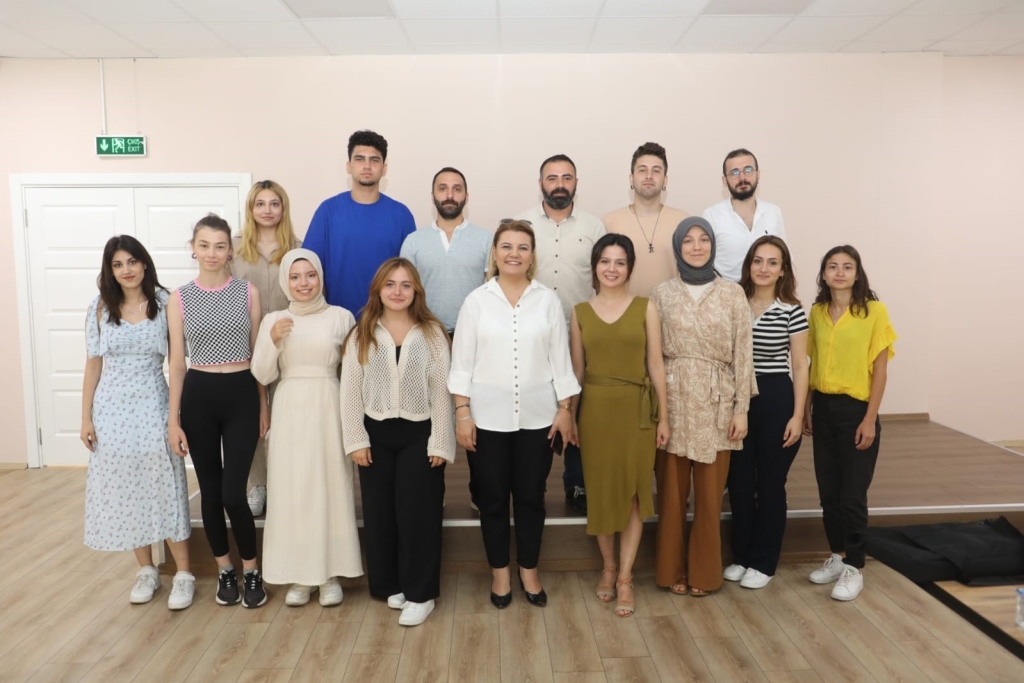 104 genç Fikirhane İzmit Projesi için  ’ben de varım ’ dedi