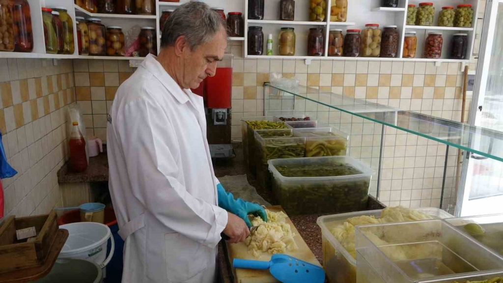 İzmit ’in ilk turşucusu 