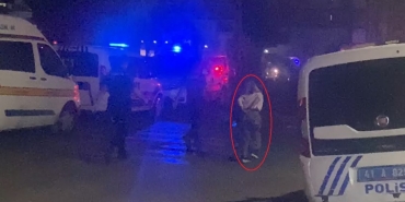 Kocaeli ’de 2 şüpheliden biri silahla polisi yaraladı, diğeri ise kaçmaya çalıştı: 2 gözaltı