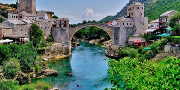 Sınavda başarılı elde eden Kartepeli öğrencilere Balkan turu