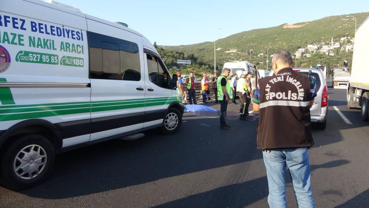 TEM ’de ambulanstan atlayan 15 yaşındaki kız öldü