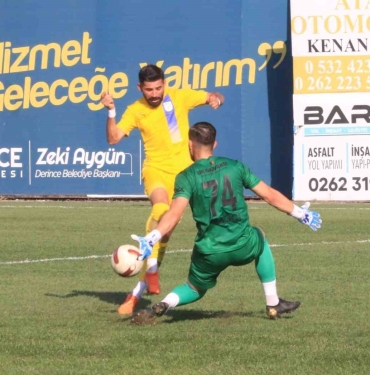 TFF 2. Lig: Belediye Derincespor: 0 - Uşakspor: 1