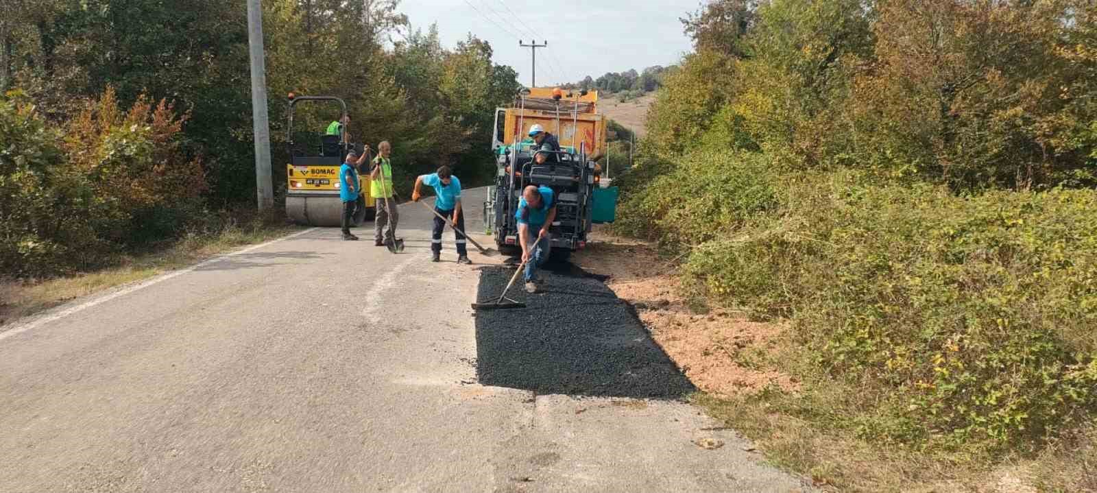 Yenikent Merkez Cami ’nin kaldırımları yenileniyor