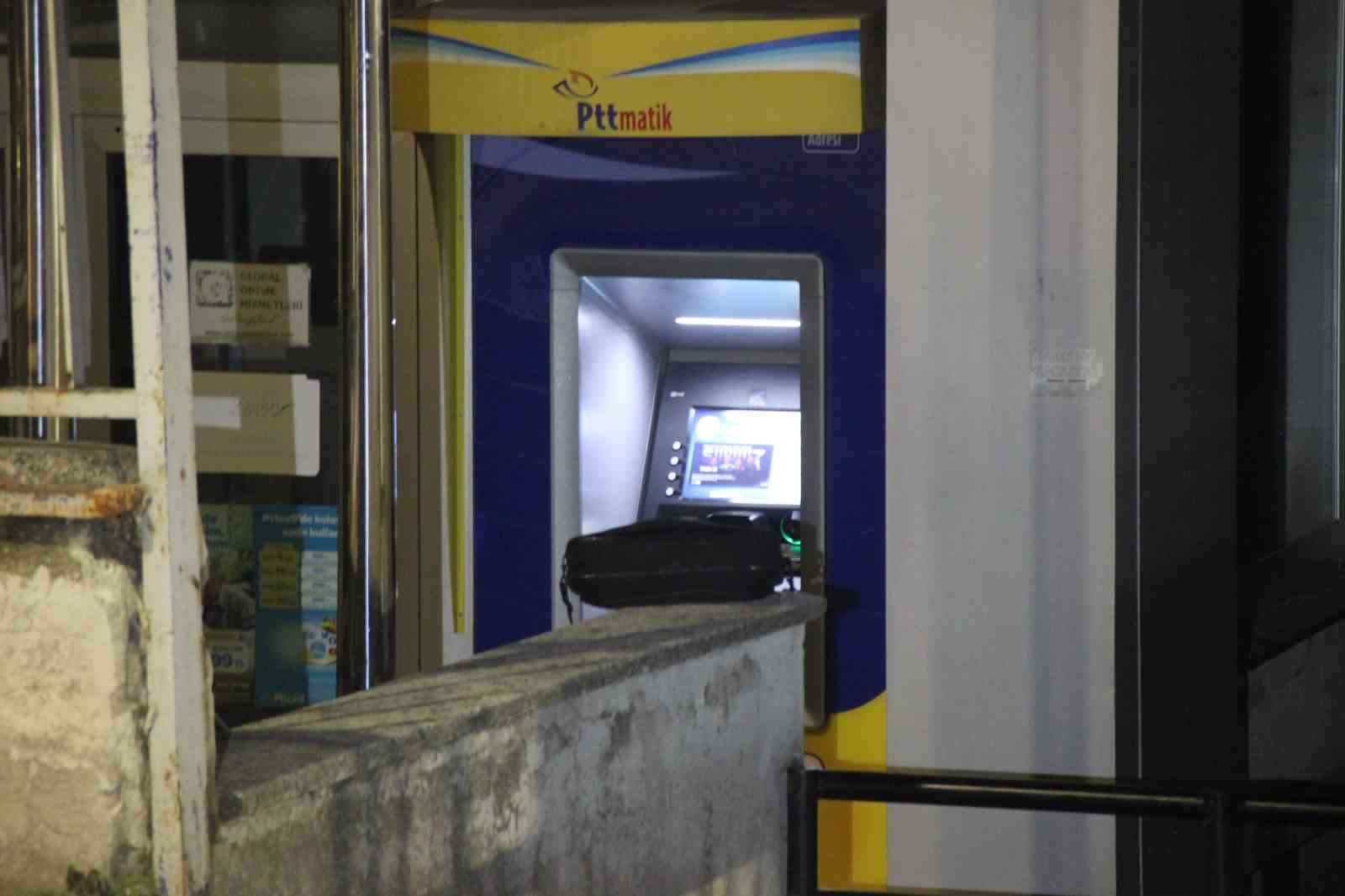 Derince ’de şüpheli çanta ekipleri harekete geçirdi