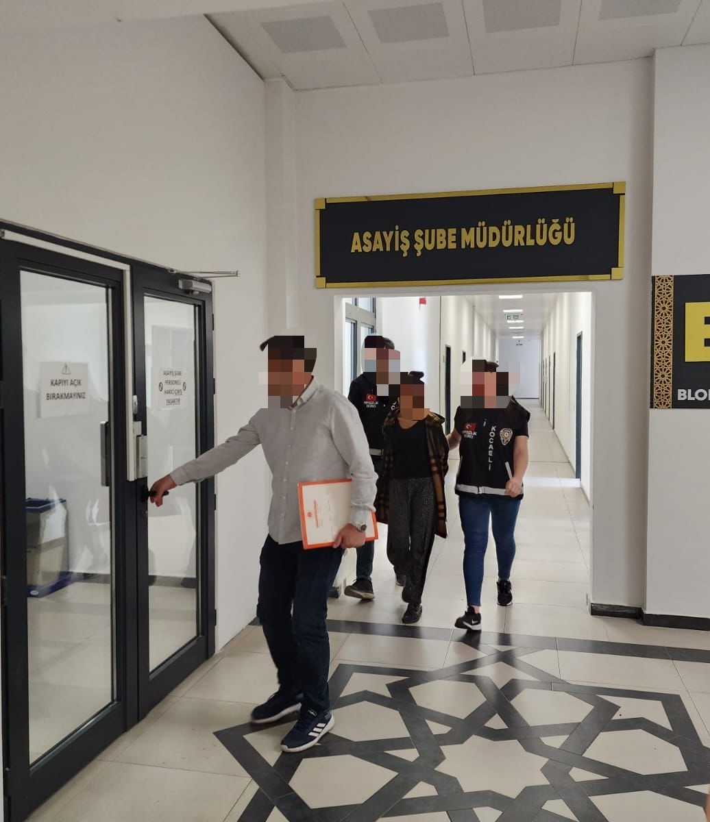 Evden 150 bin TL ’lik ziynet eşyası çalan şüpheli yakalandı