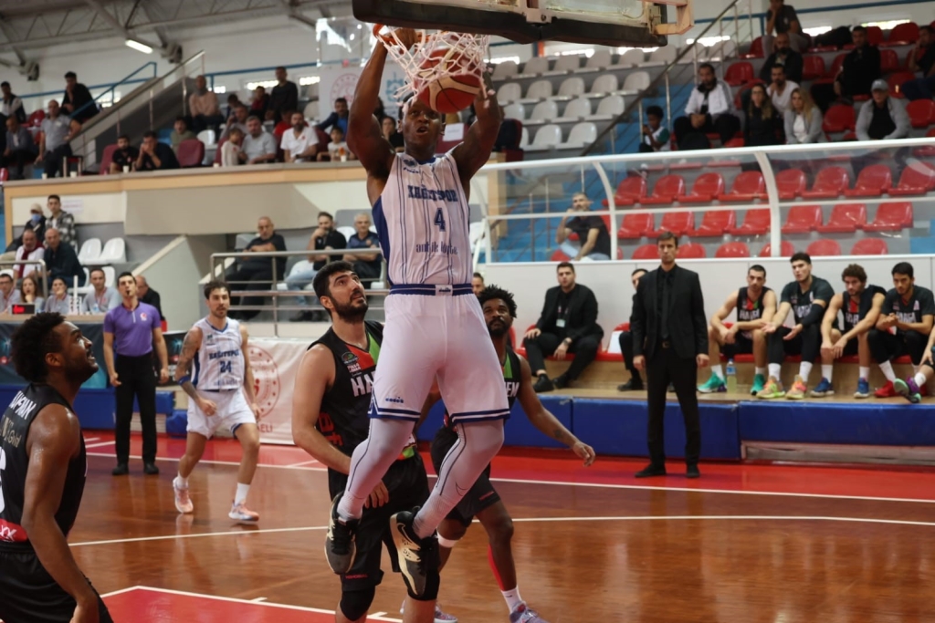 TBL: Kocaeli BŞB Kağıtspor: 80 - Harem Spor: 81