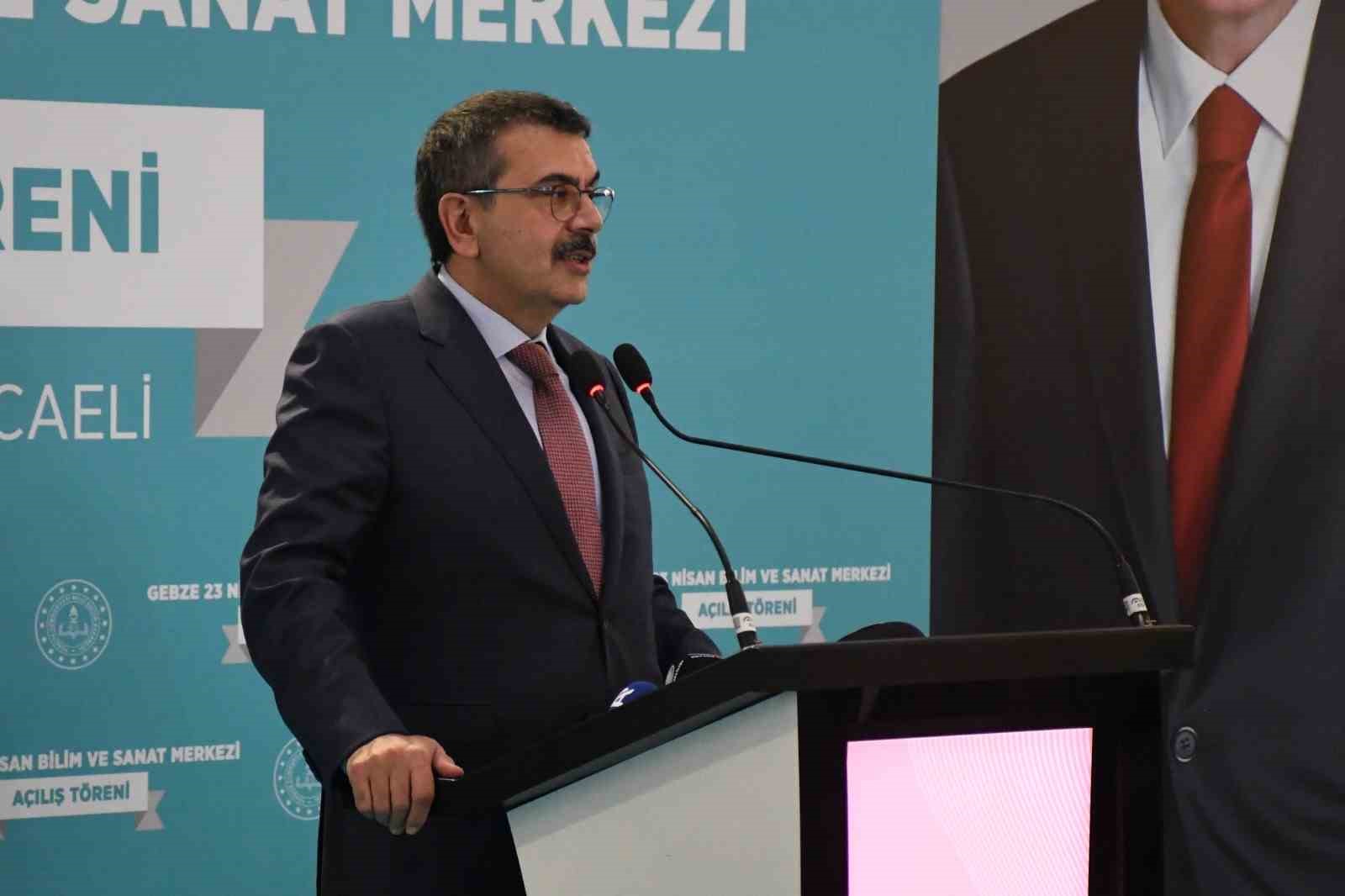 Türkiye ’nin geleceğine yön verecek merkezin açılış kurdelesini Bakan Tekin kesti