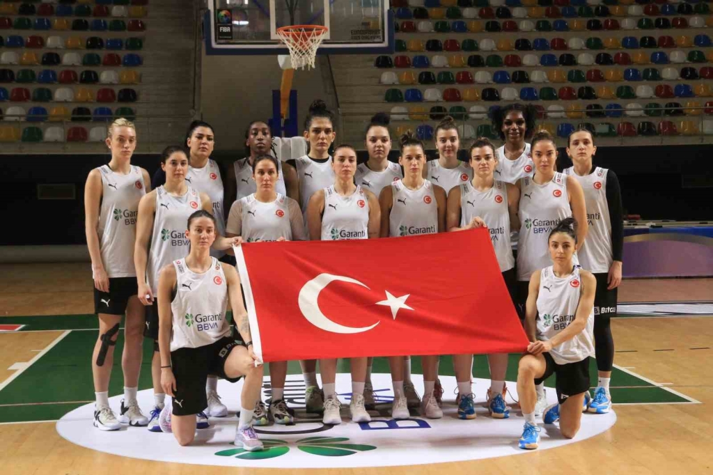 A Milli Kadın Basketbol Takımı ’nda Slovakya maçı hazırlıkları sürüyor