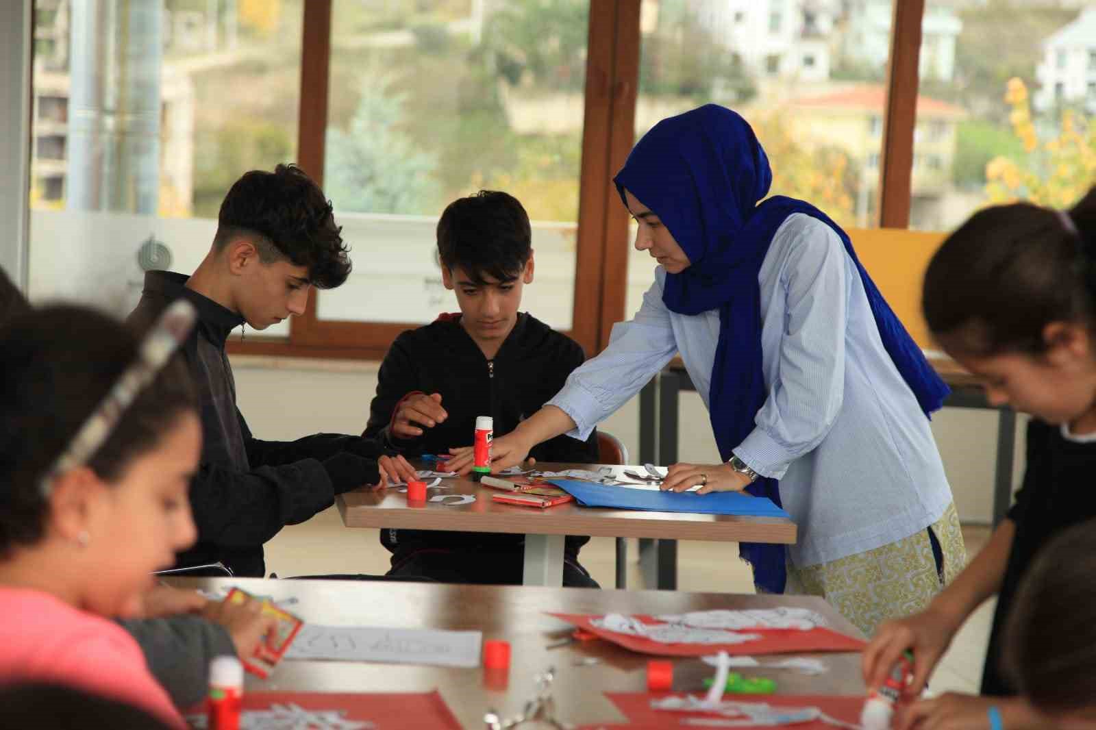 Başiskele ’de öğrenciler Gençhaneleri doldurdu