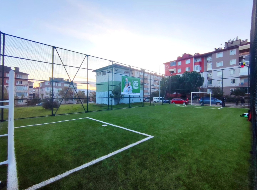 Derince ’de gençler için yeni saha