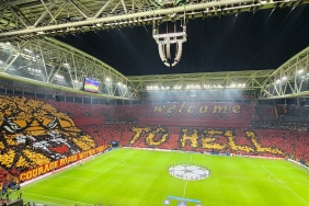 Galatasaray taraftarından  ’Welcome to hell ’ koreografisi