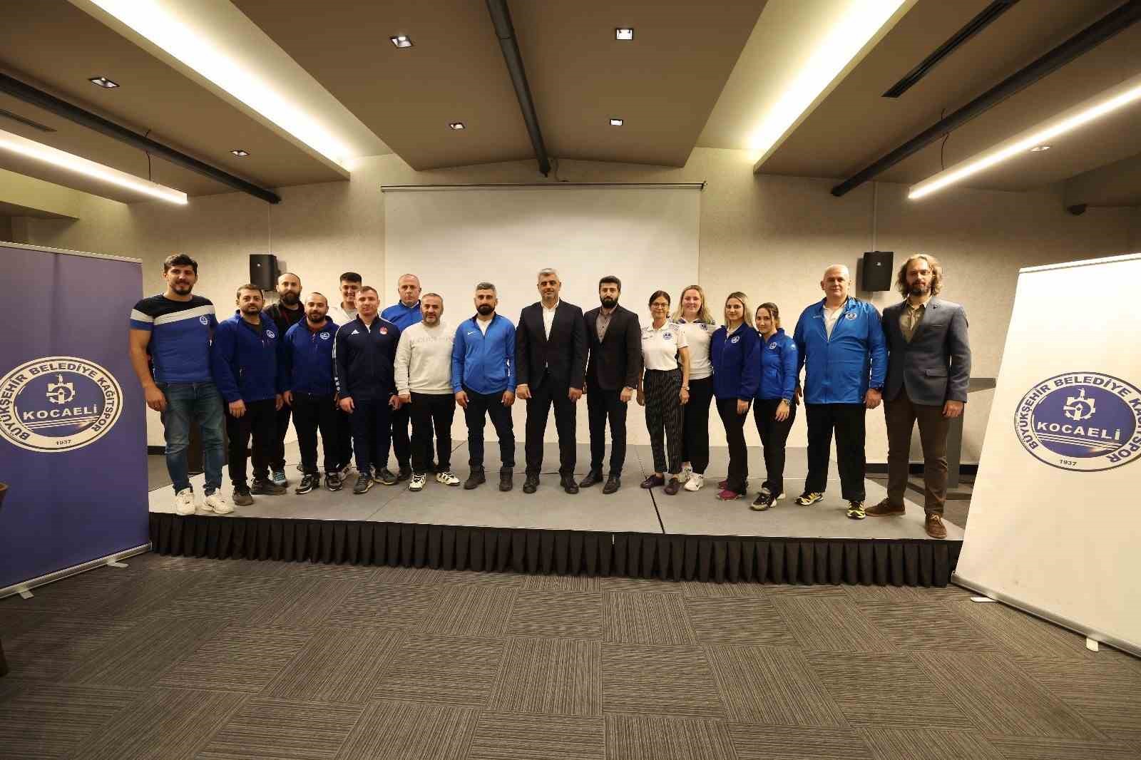 Kağıtspor ’un dev kadrosu bir araya geldi