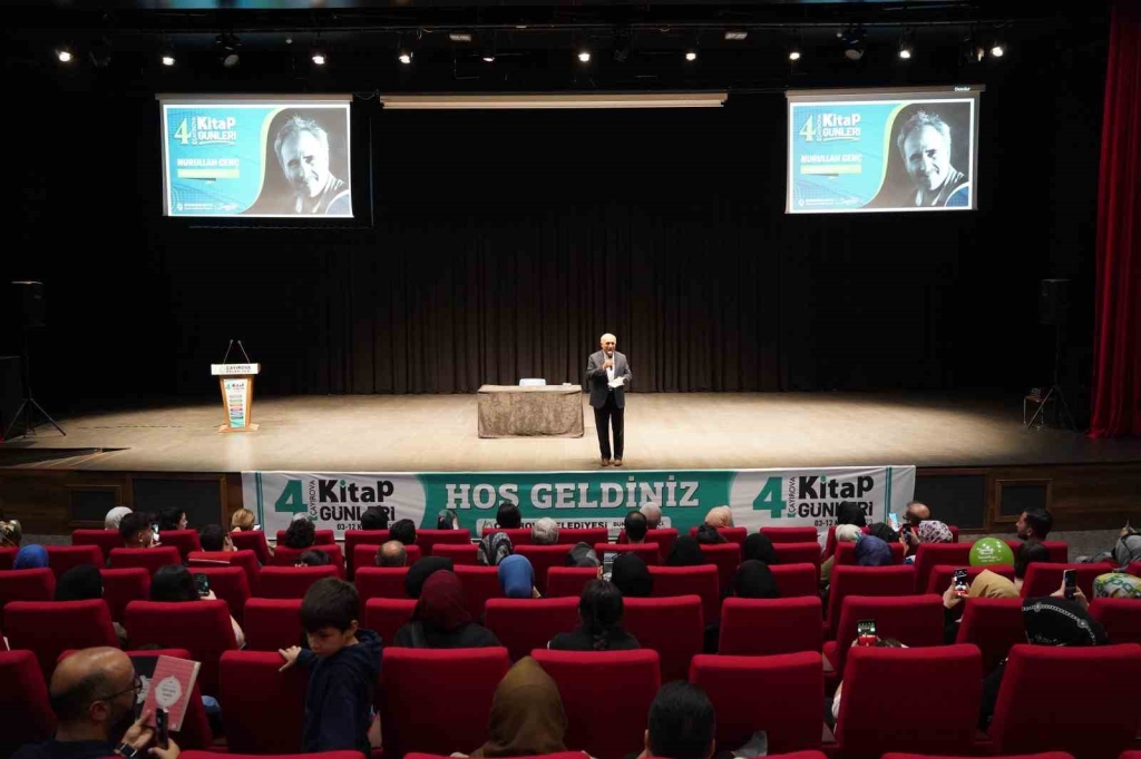 Nurullah Genç: 
