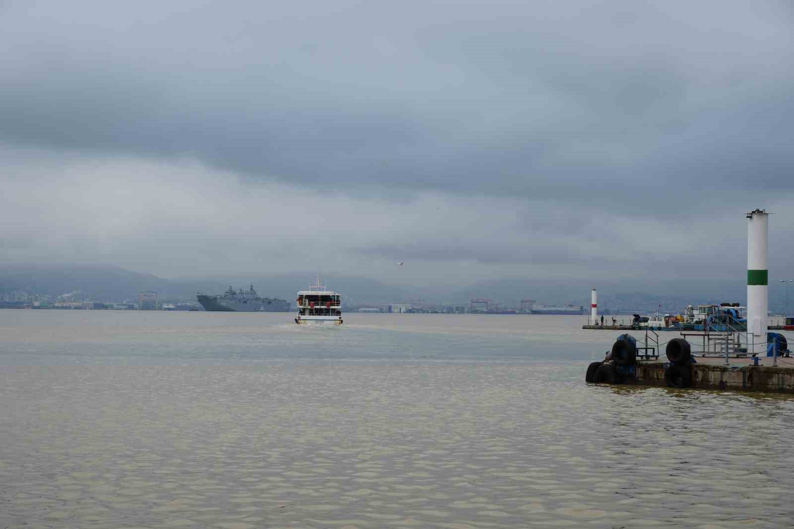 TCG Anadolu ’ya ziyaretçi akını