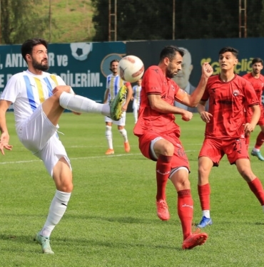 TFF 2. Lig: Belediye Derincespor: 1 - 24Erzincanspor: 1