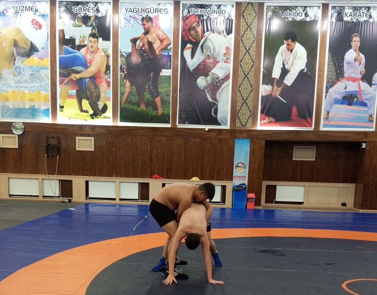 Geleceğin pehlivanları Körfez ’de yetişiyor