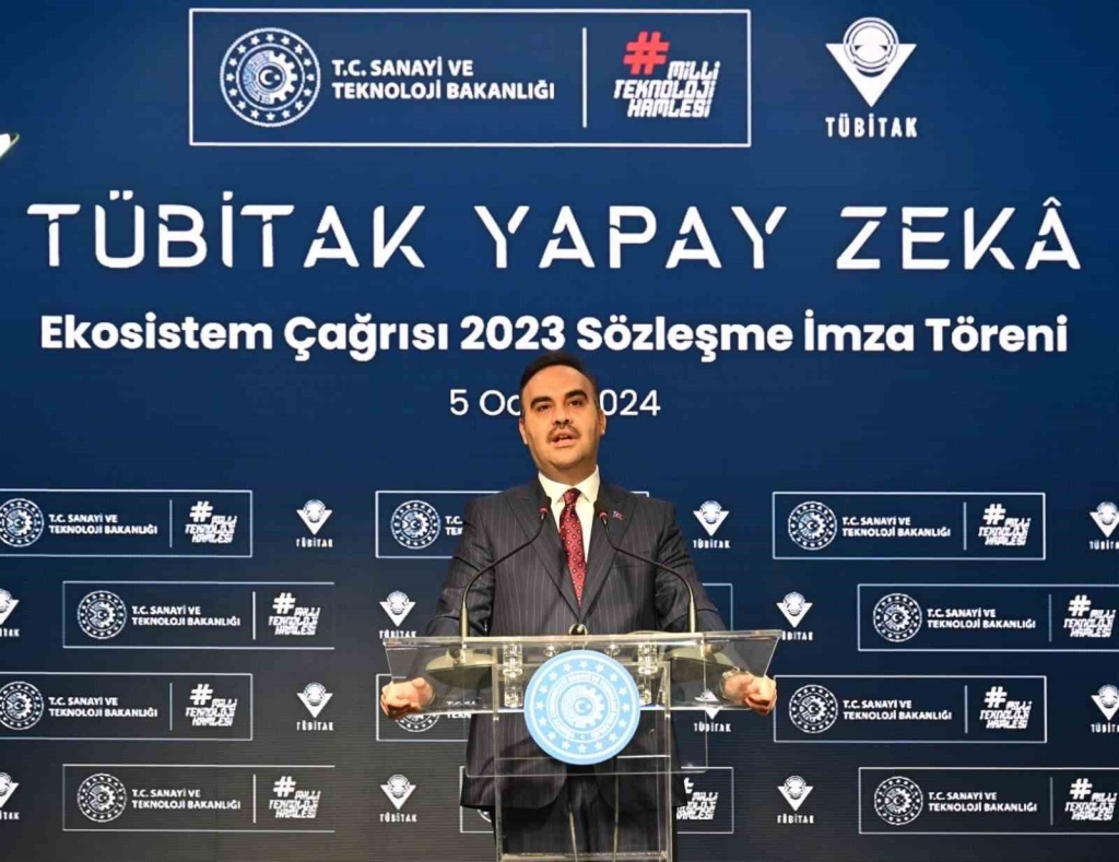 Bakan Kacır: “Yeni süper bilgisayarımız Türkiye ’nin değil, dünyanın en hızlı ve güçlü bilgisayarlarından biri olacak”