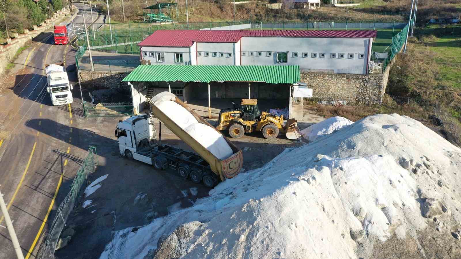 Başiskele ’de kar yağışına hazır