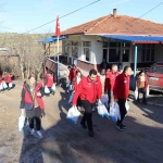 izmit-belediyesi-ekipleri-koy-koy-gezerek-talepleri-dinliyor