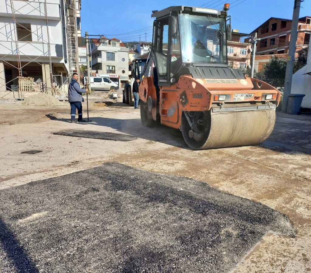 Körfez ’de bozuk yollara müdahale