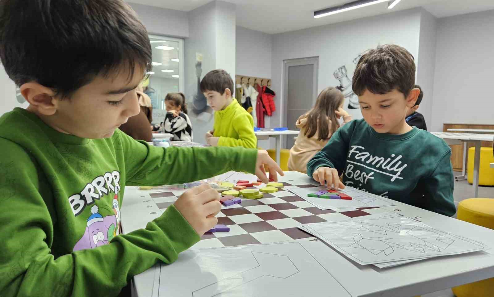 Başiskele ’de öğrenciler tatili verimli geçirdi