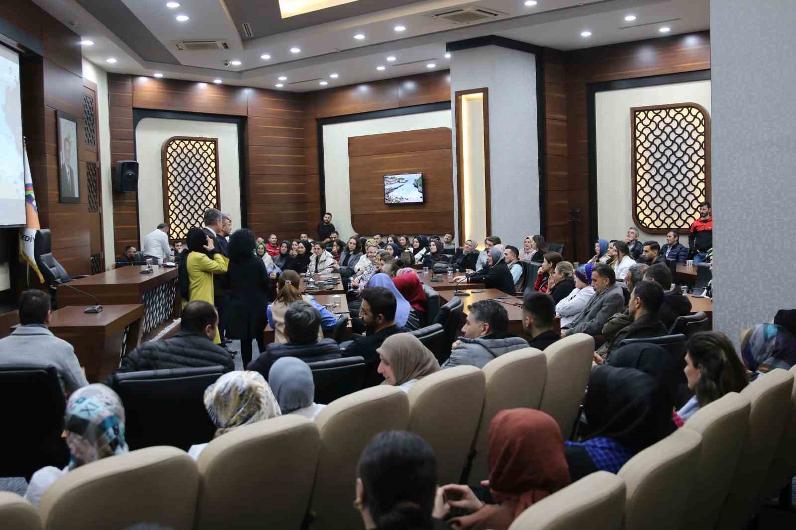 Belediye personellerine Türkiye ’nin güzelliklerini anlattılar