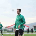 davit-skhirtladze-kocaelispor-a-gelecegimi-bilmek-beni-asiri-heyecanlandirdi