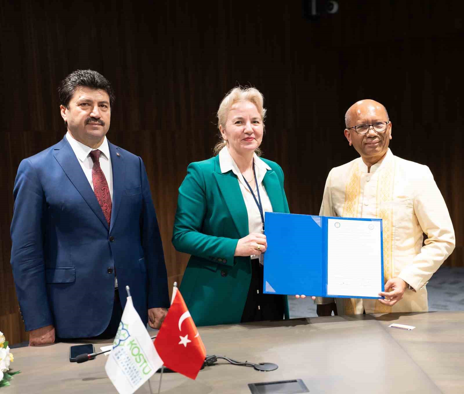 KOSTÜ, Filipinler ’den 4 üniversite ile iş birliği protokolü imzaladı