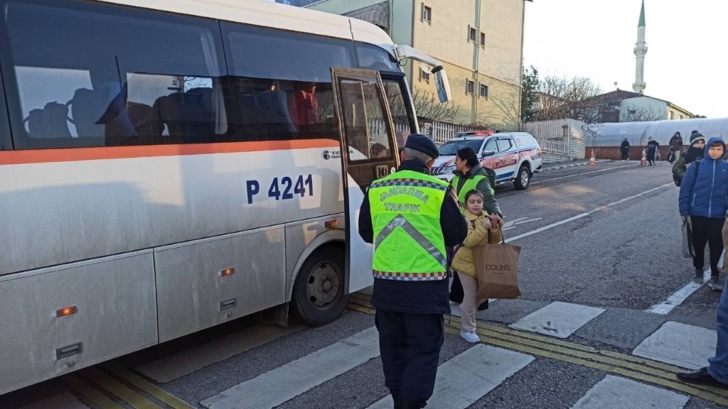 Ocak ayında 112 bin araç kontrol edildi, 605 ’i trafikten men edildi