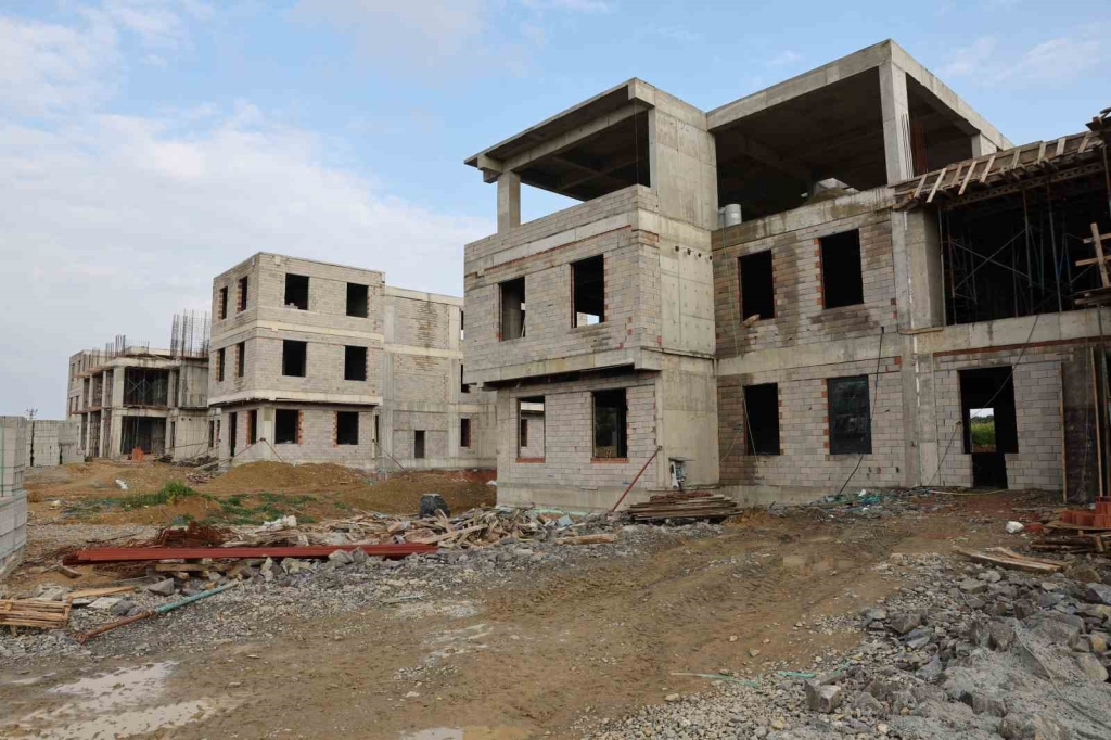 Darıca Hükümet Konağı ’nda çalışmalar devam ediyor