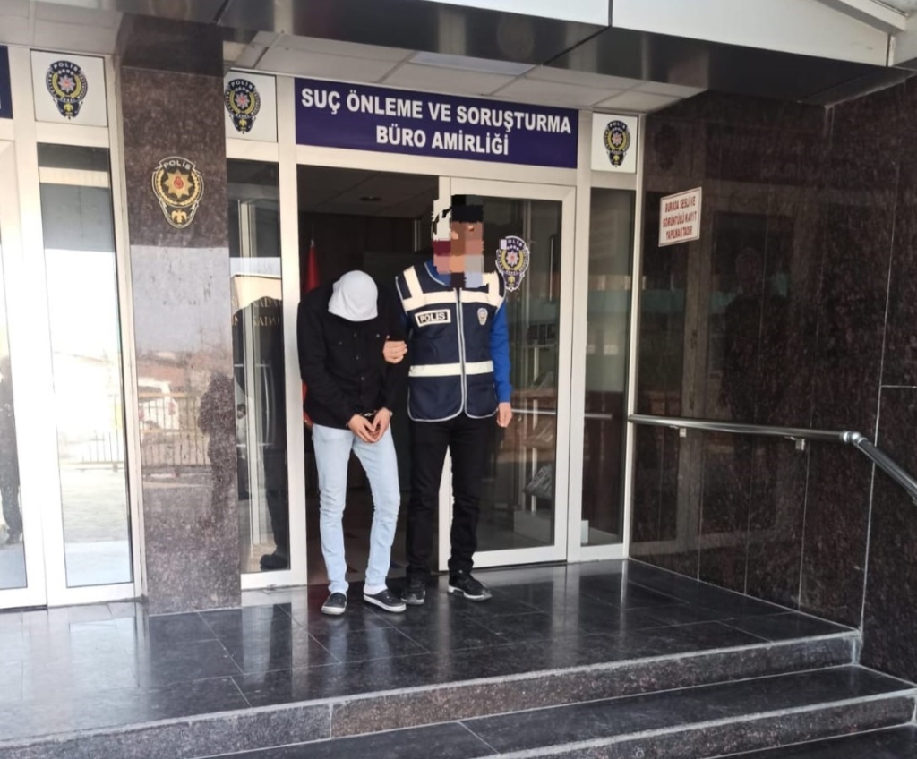Kanalizasyon kavgasında Türkiye şampiyonu boksör tabancayla vuruldu