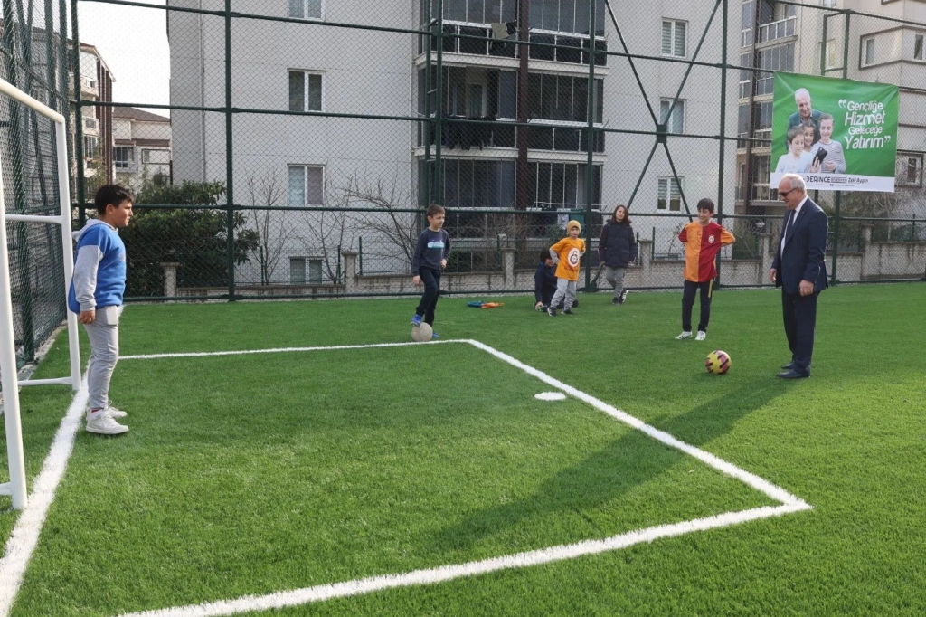 Yenikent ’e yeni saha