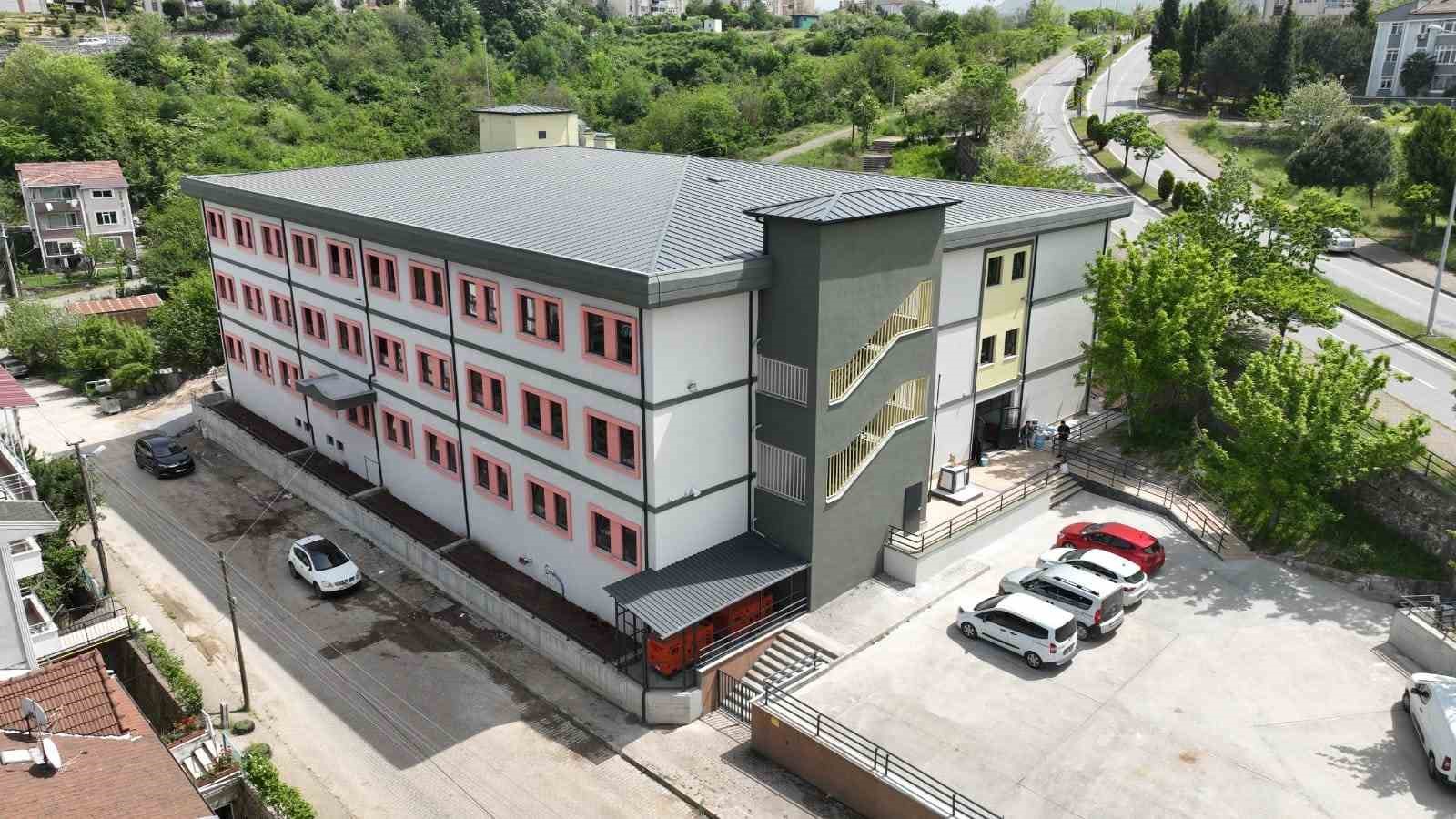 Gölcük ’teki atıl iş merkezi eğitim yuvası oldu