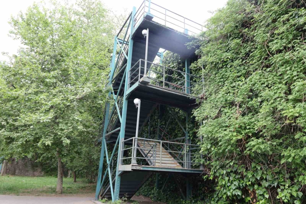 İzmit Tren Garı ’na ulaşımda asansör kolaylığı