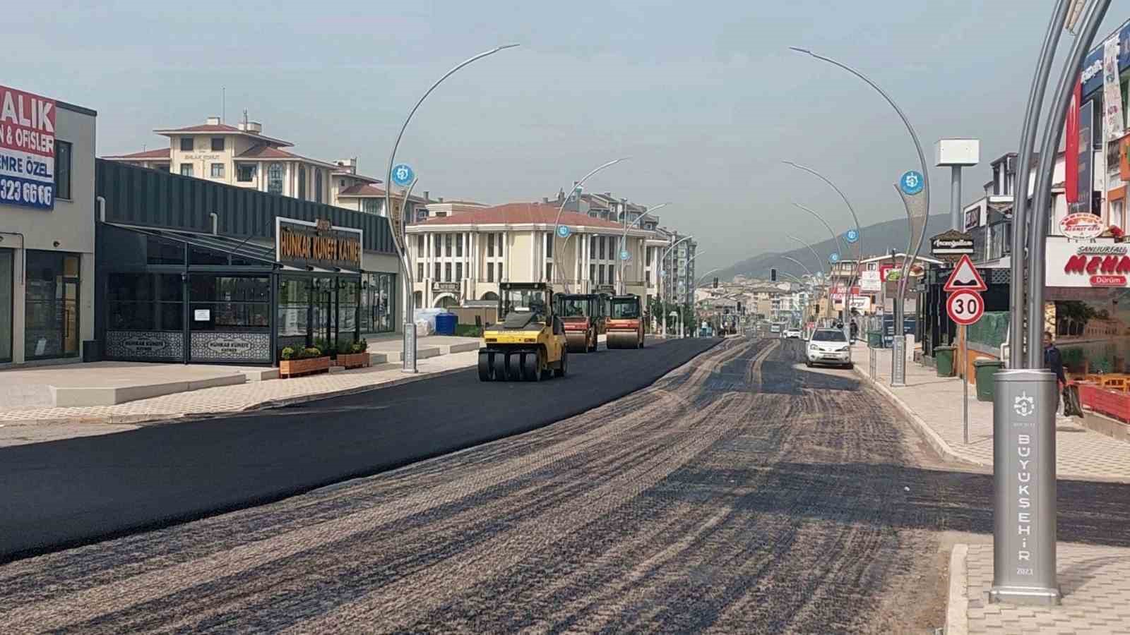 Körfez Mevlana Caddesi ’nde üstyapı tamamlandı