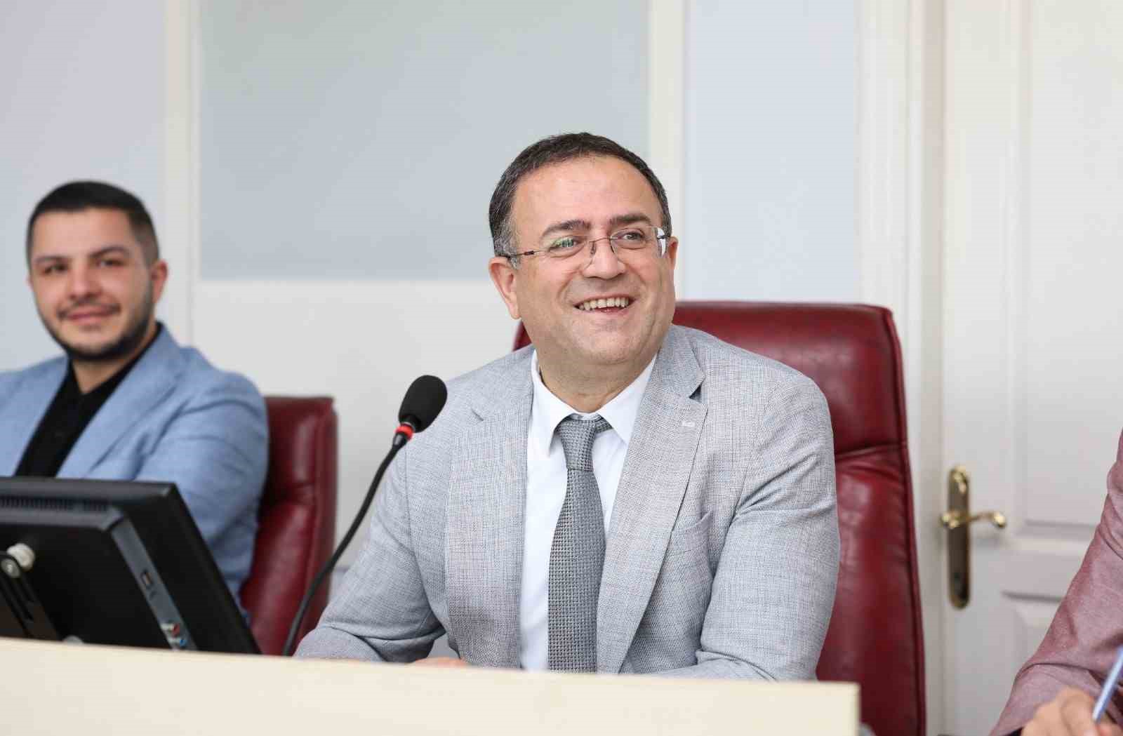 Başkan Gökçe: "Derince eğitim, kültür, sanat, spor ve müzik kenti olacak"