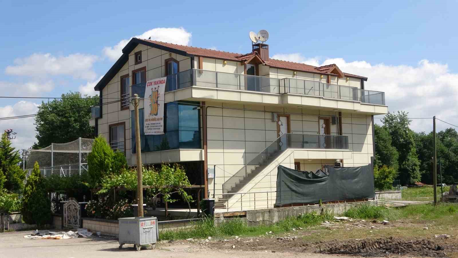 Kocaeli ’de pankart gizemi: Herkes Nurettin ’i merak etti