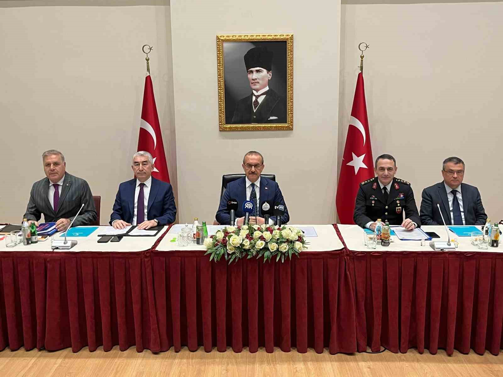 Kocaeli ’de trafik kuralı ihlallerinin yüzde 40 ’ı kırmış ışık geçişlerinden kaynaklanıyor