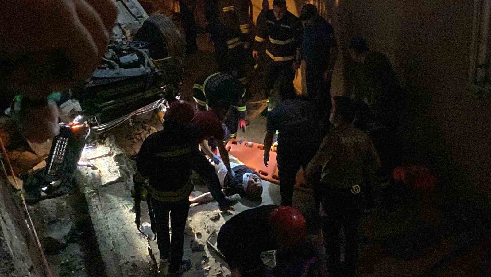 Araçta başlayan tartışma kazaya neden oldu: 1 ’i ağır 2 yaralı